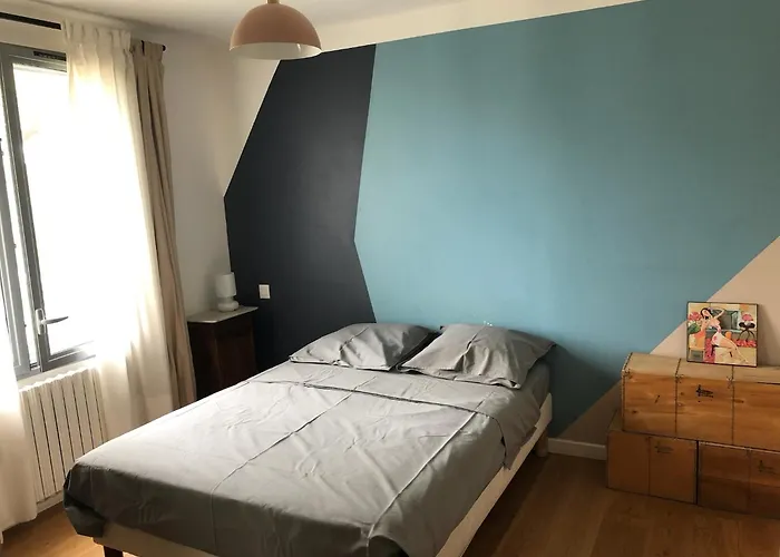 6 Et Piscine Entre La Et La