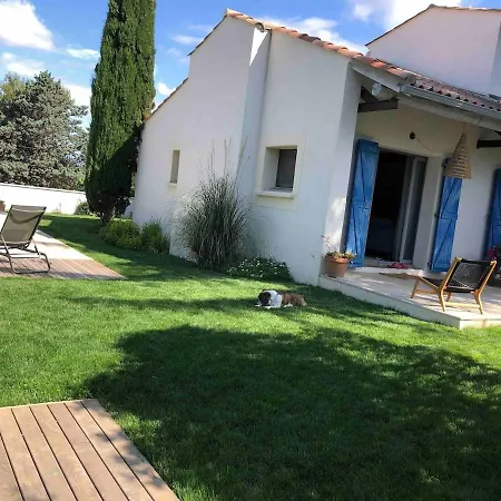 Villa 6 Et Piscine Entre La Et La *